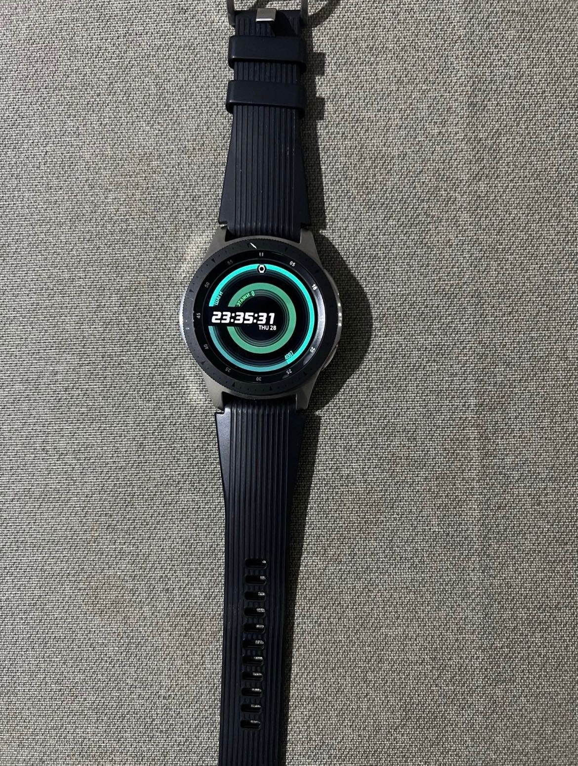 Часы Samsung Galaxy Watch