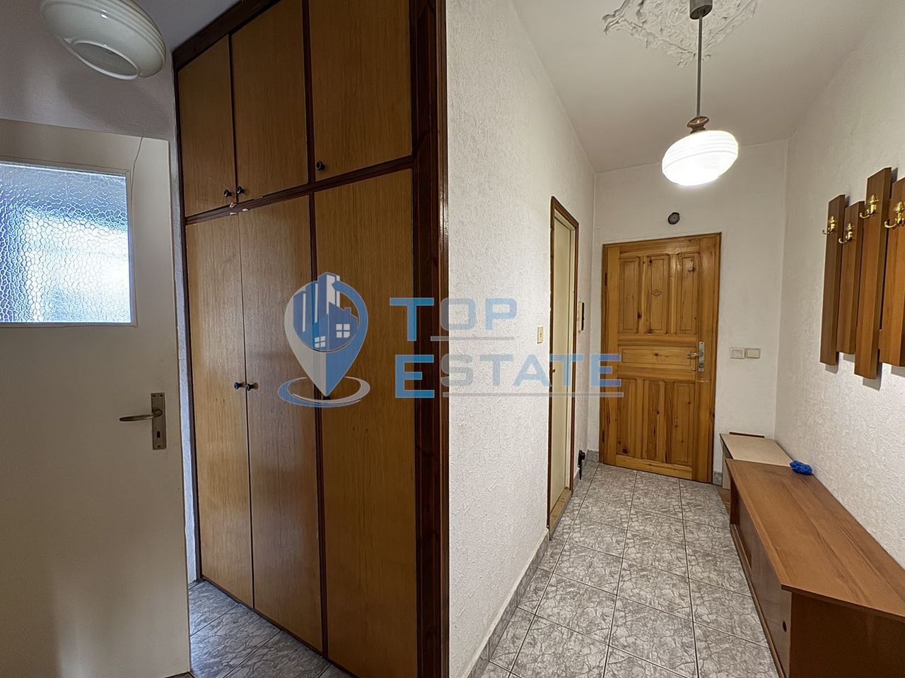 Продава се Двустаен апартамент в Горна Оряховица - 60 кв.м за 808 €/кв.м - Снимка #5