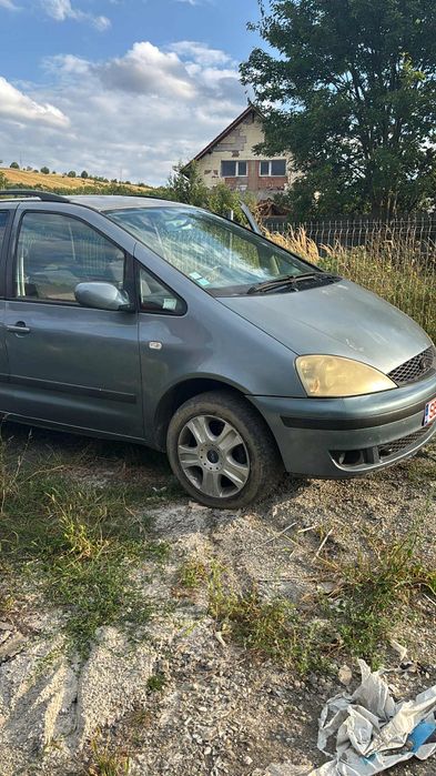 Vand sau schimb Ford Galaxy 1.9  131 cai