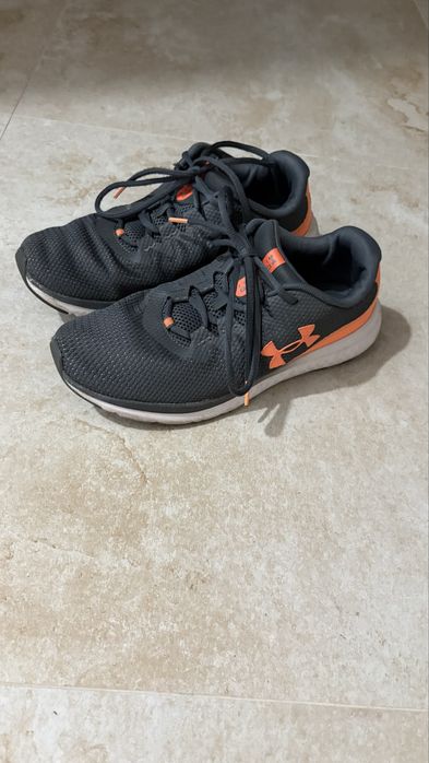 Pantofi sport UnderArmour