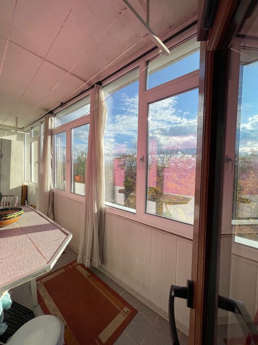 Inchiriez ap 3 camere decomandate in centru