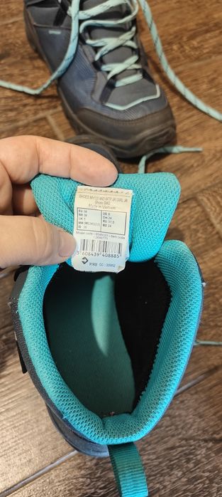 Vând ghete Decathlon