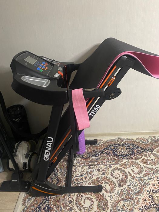 Беговая дорожка GENAU