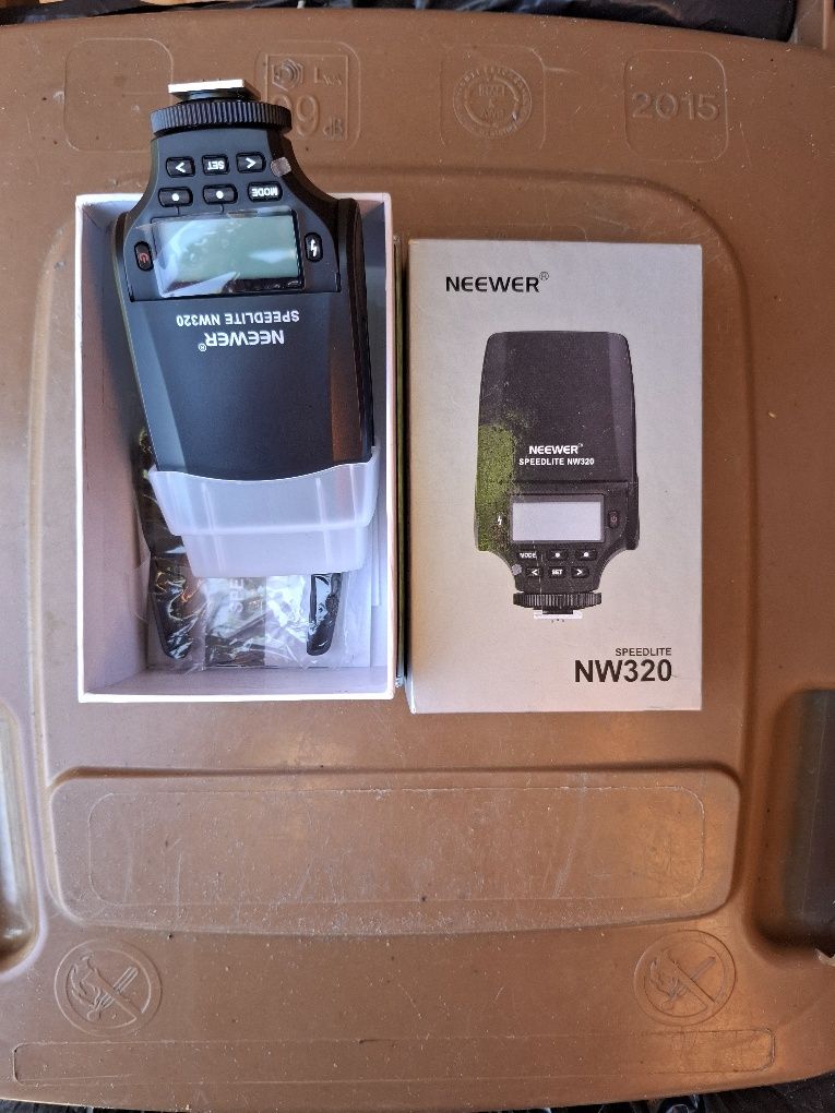 Meike MK-320 Blitz TTL compatibil Olympus si Panasonic