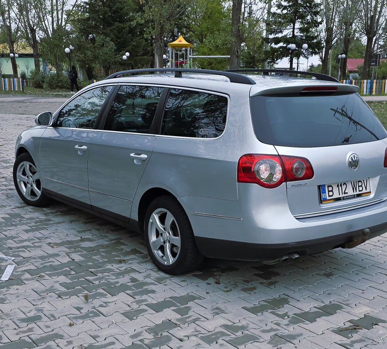 Vând vw passat b6 An 2008 motor 2.0D