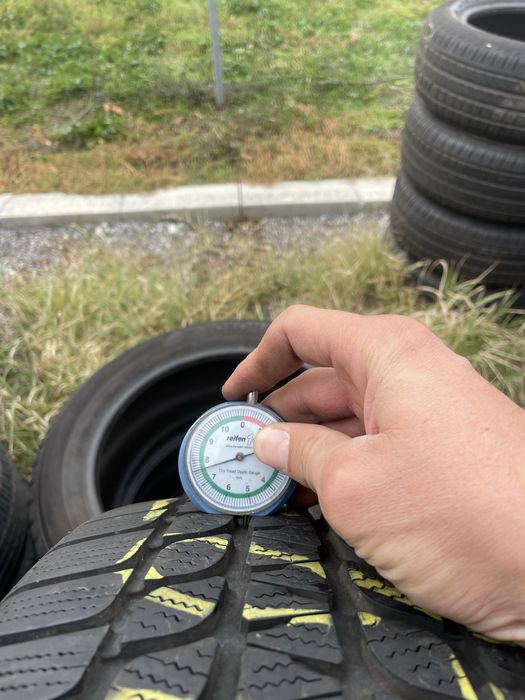 205/45/17 BRIDGESTONE RunFlat 2бр. 7.5мм