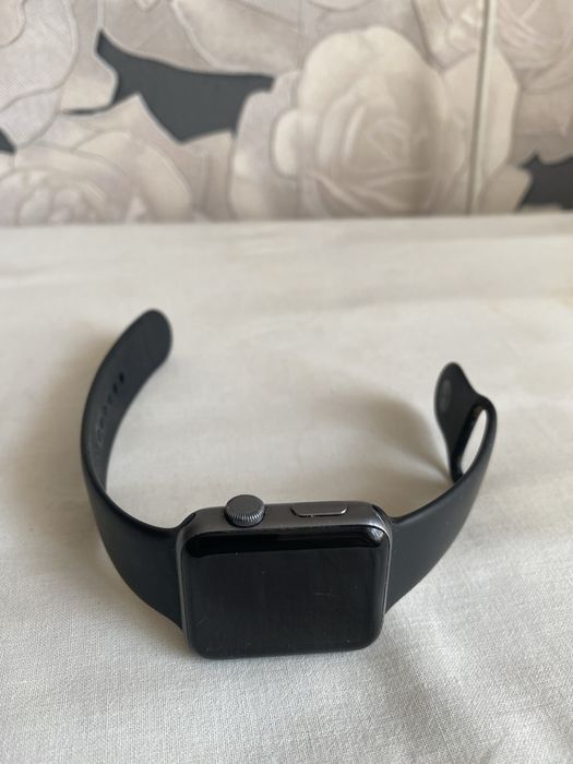 Продаю Apple watch 3 series