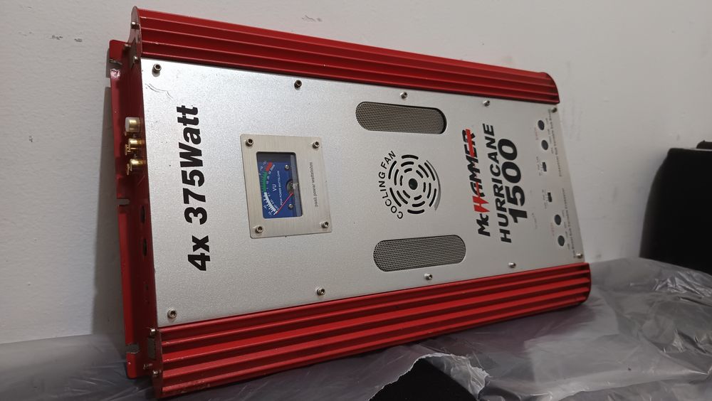 Statie subwoofer activ auto amplificator bass masina rms audio jbl