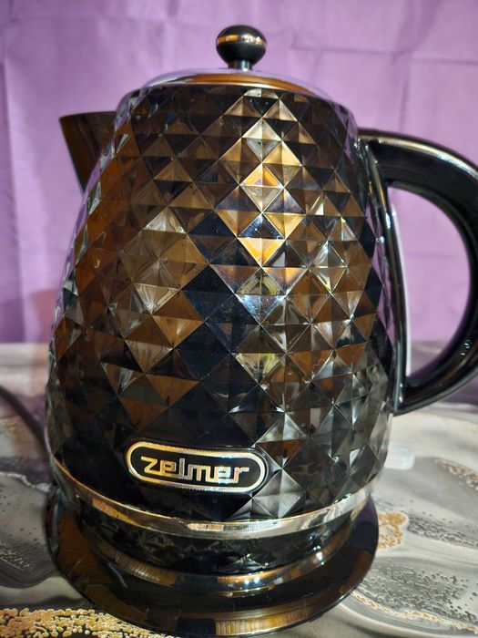 Електрическа кана Zelmer ZCK7635B