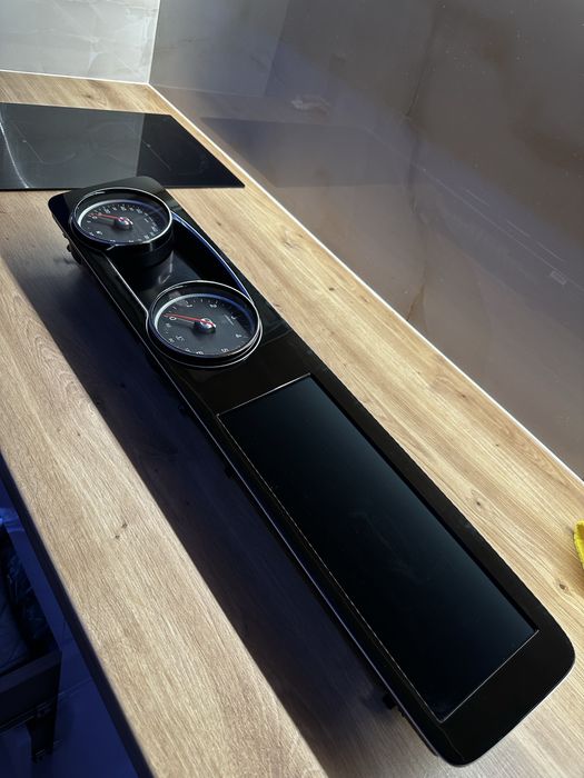 Километраж Mercedes E w213 / дисплей