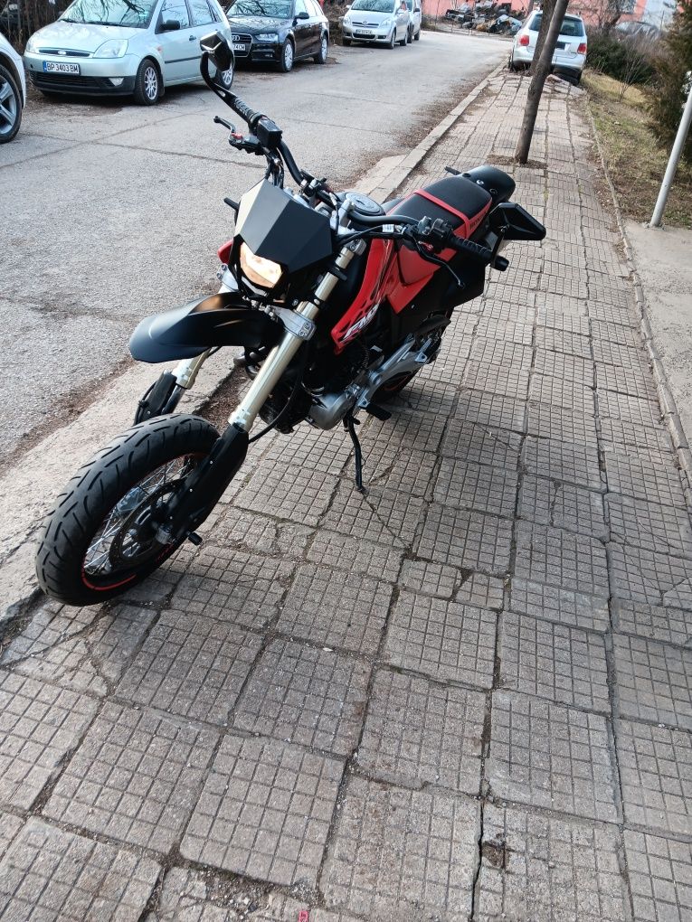 Мотоциклет Honda fmx 650