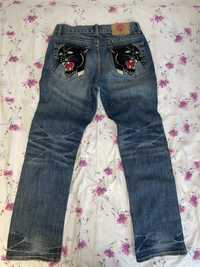 Blugi brodati ed hardy