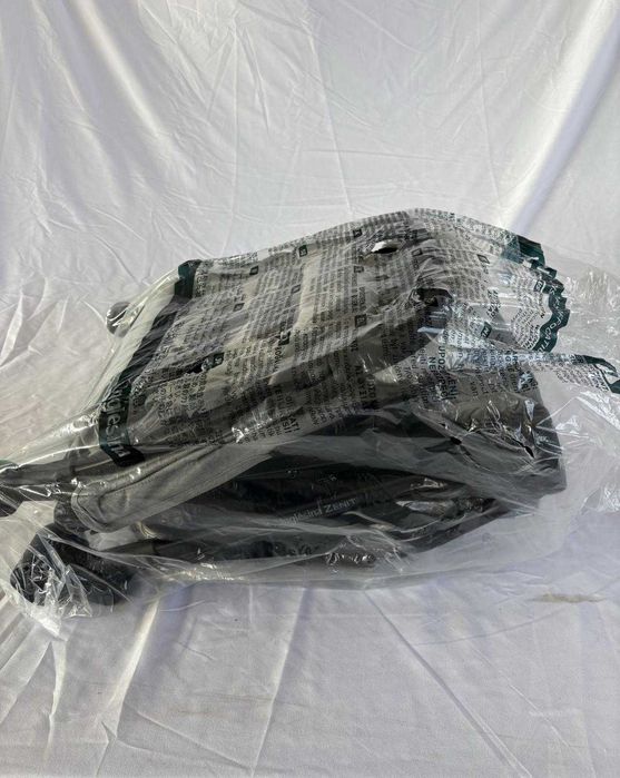 NOU!!!Carucior compact inglesina zenit gri  confortabil pana la 22 kg