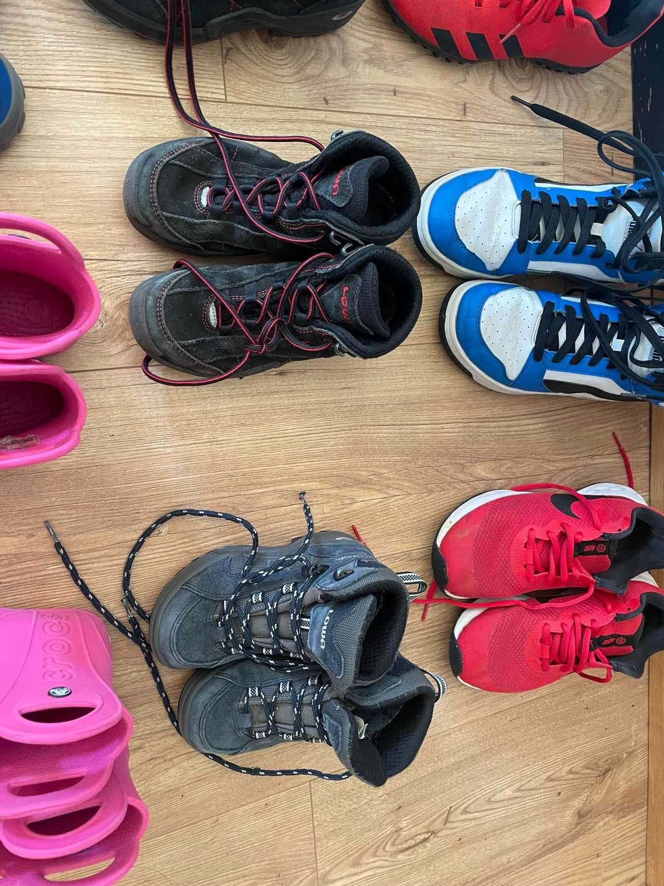обувки , ботуши, бутонки, чехли от 22 до 38 номер Lowa, Nike, Adidas