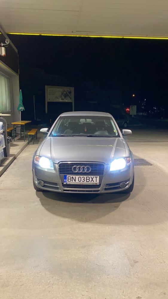 Audi A4 B7.