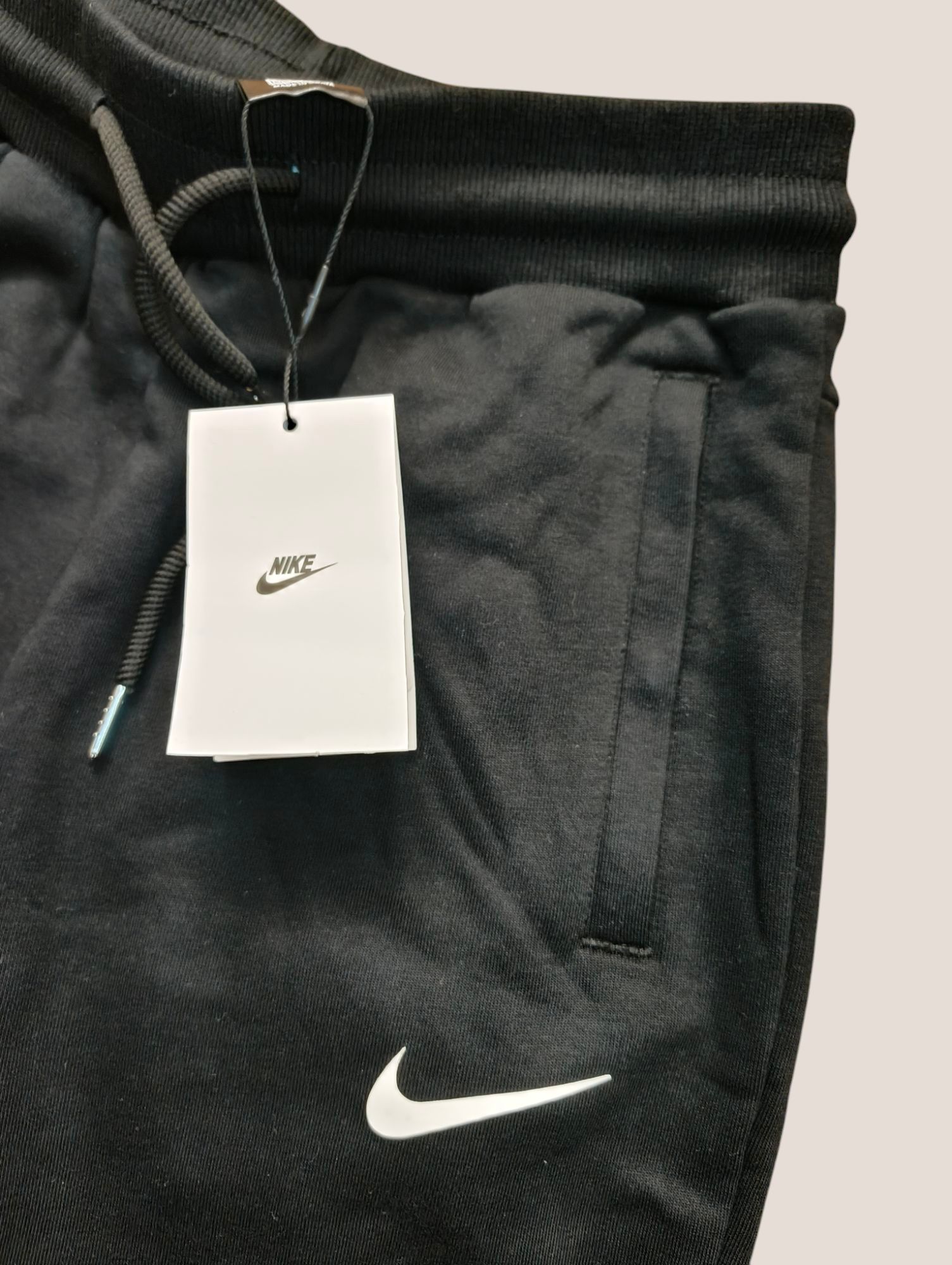 Nike долнище ( ЧИСТО НОВО )