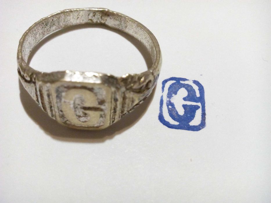Стар пръстен печат