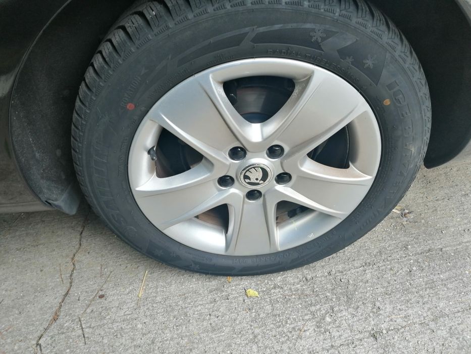 Jante aliaj 5X112 R16 SKODA,AUDI,VW cu anvelope iarna 205 55 16
