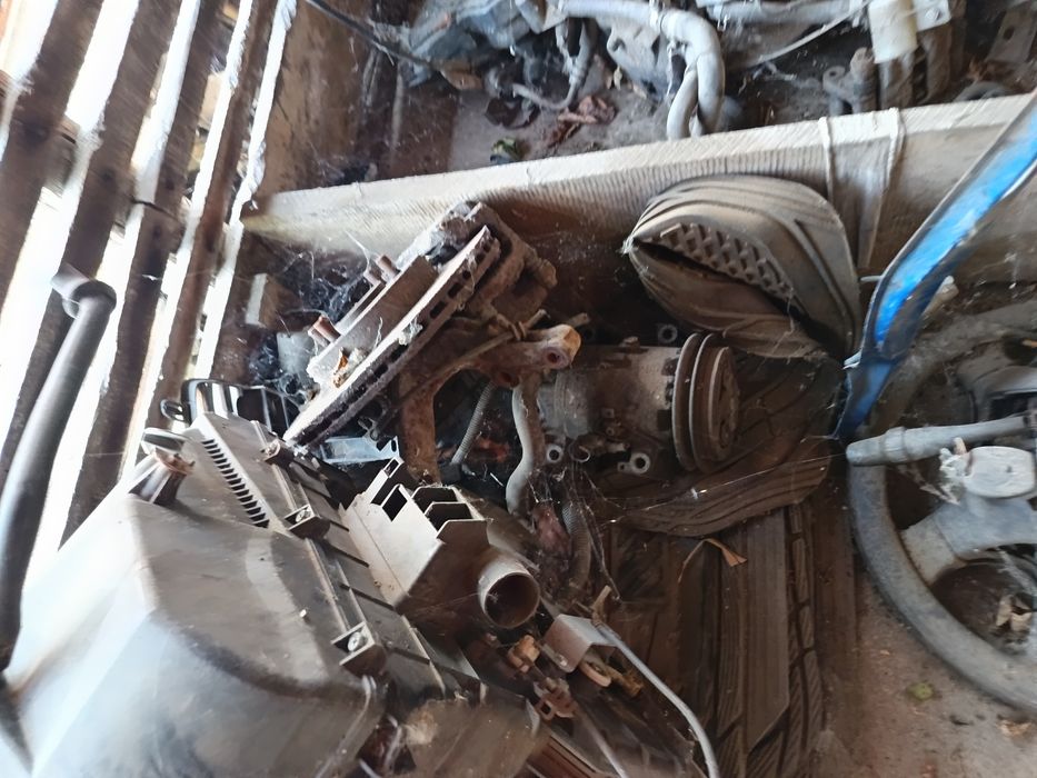 Nisan Almera 2.2 DI