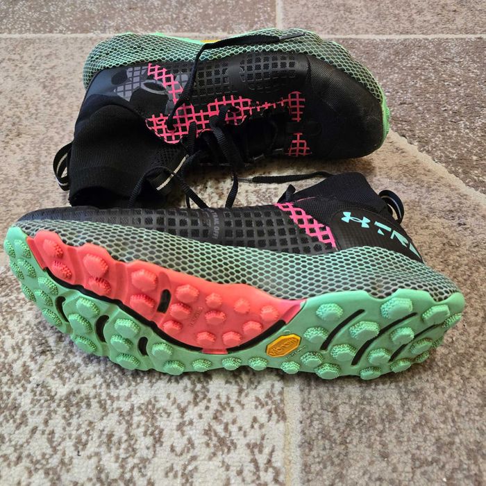 Adidași Under Armour Hovr mărimea 42