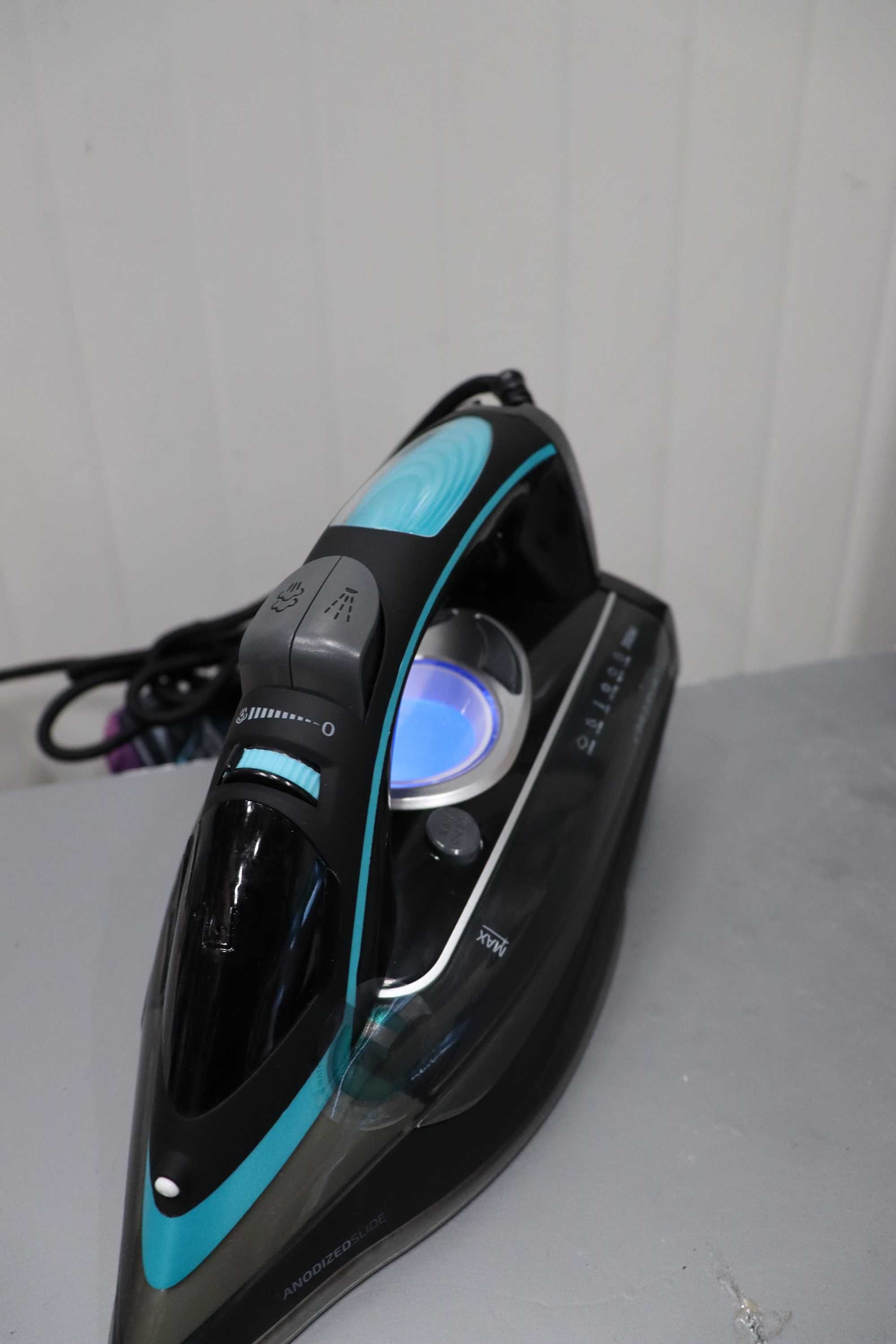 Парна ютия Cecotec 3D ForceAnodized 750 Smart. 3100W, LCD екран