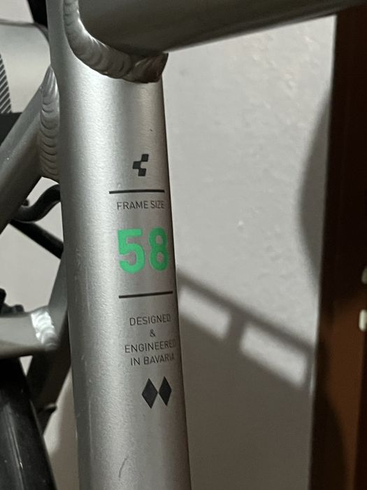 Bicicleta electrica Cube Bosch