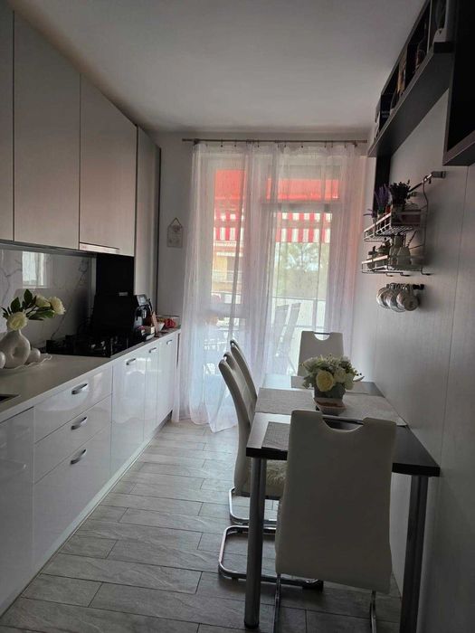 Inchiriere apartament 3 camere ared Micalaca 300