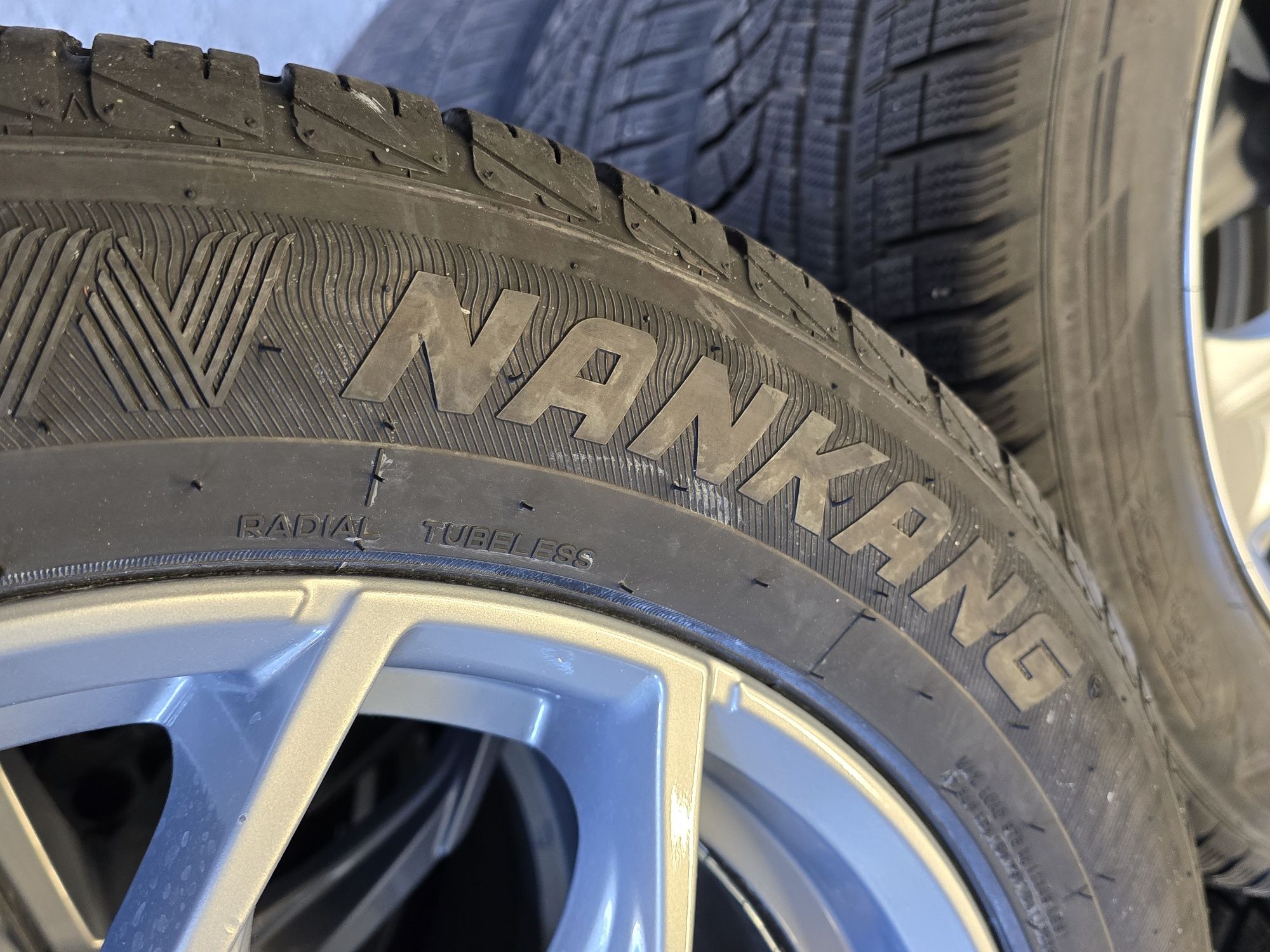 4 Броя Гуми 255/50/19 Nankang 2x6,5mm 2x6mm