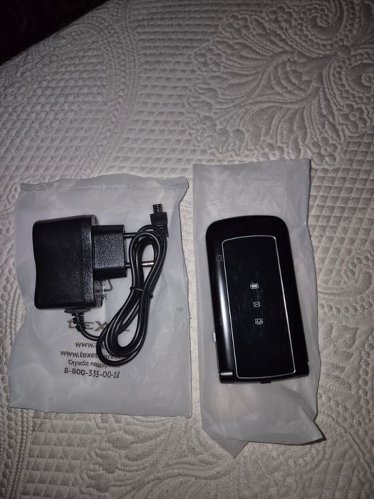 Новый кнопочный телефон книжка