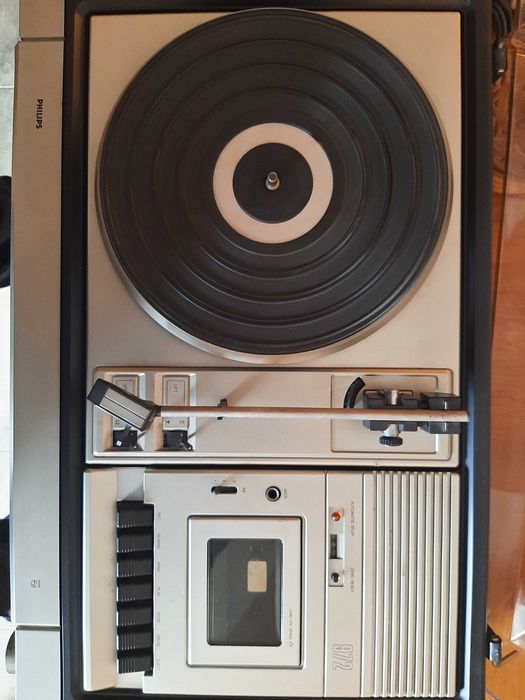 Радио грамофон Philips