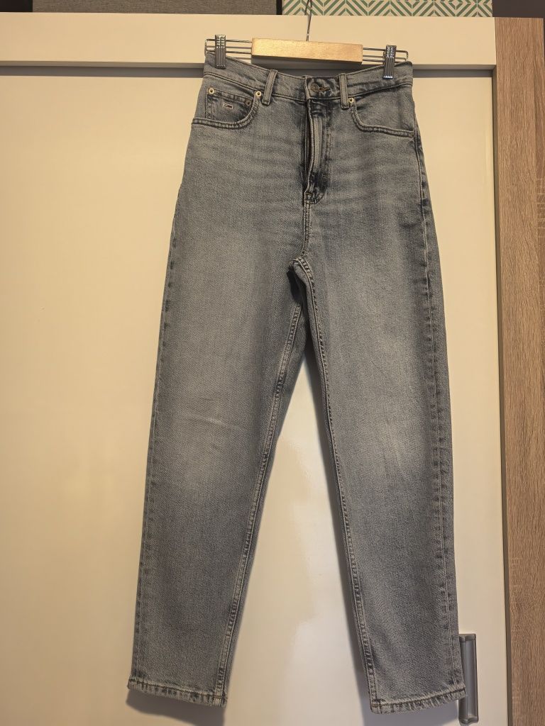 Дънки Tommy Jeans