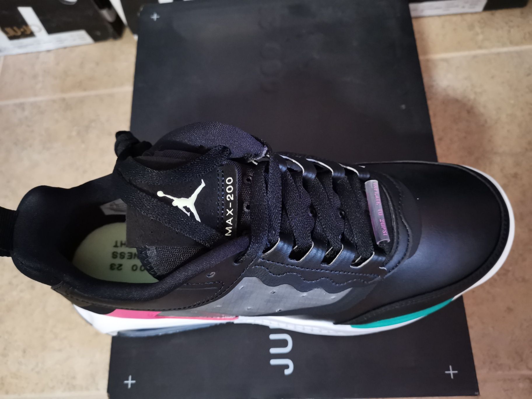 Nike Air Max Jordan 200