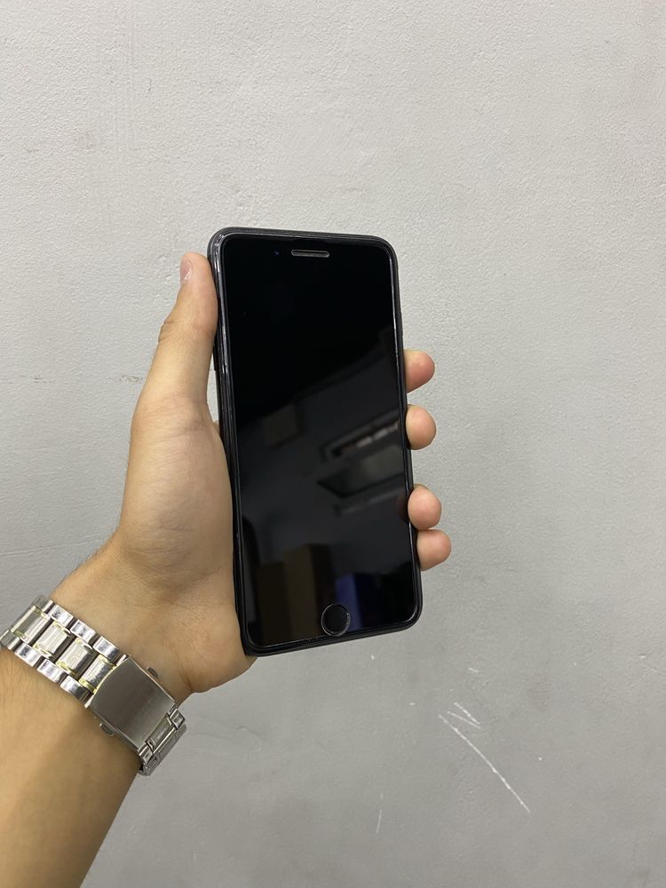 Iphone 7 PLUS/128 Iddeall srochnaa !!!