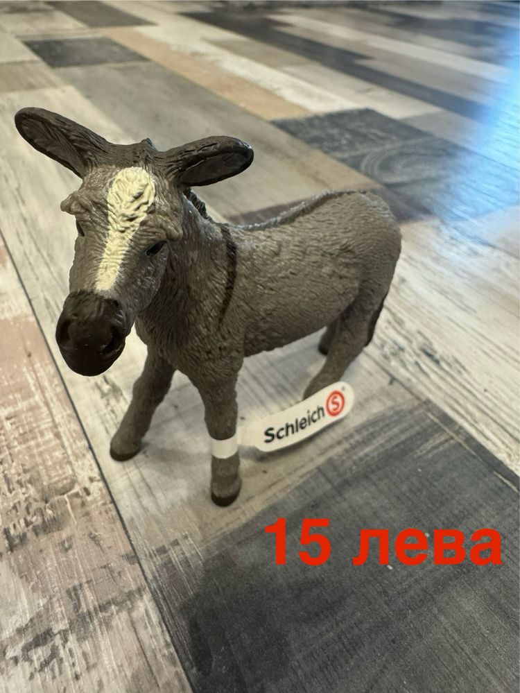Оригинални фигури Schleich