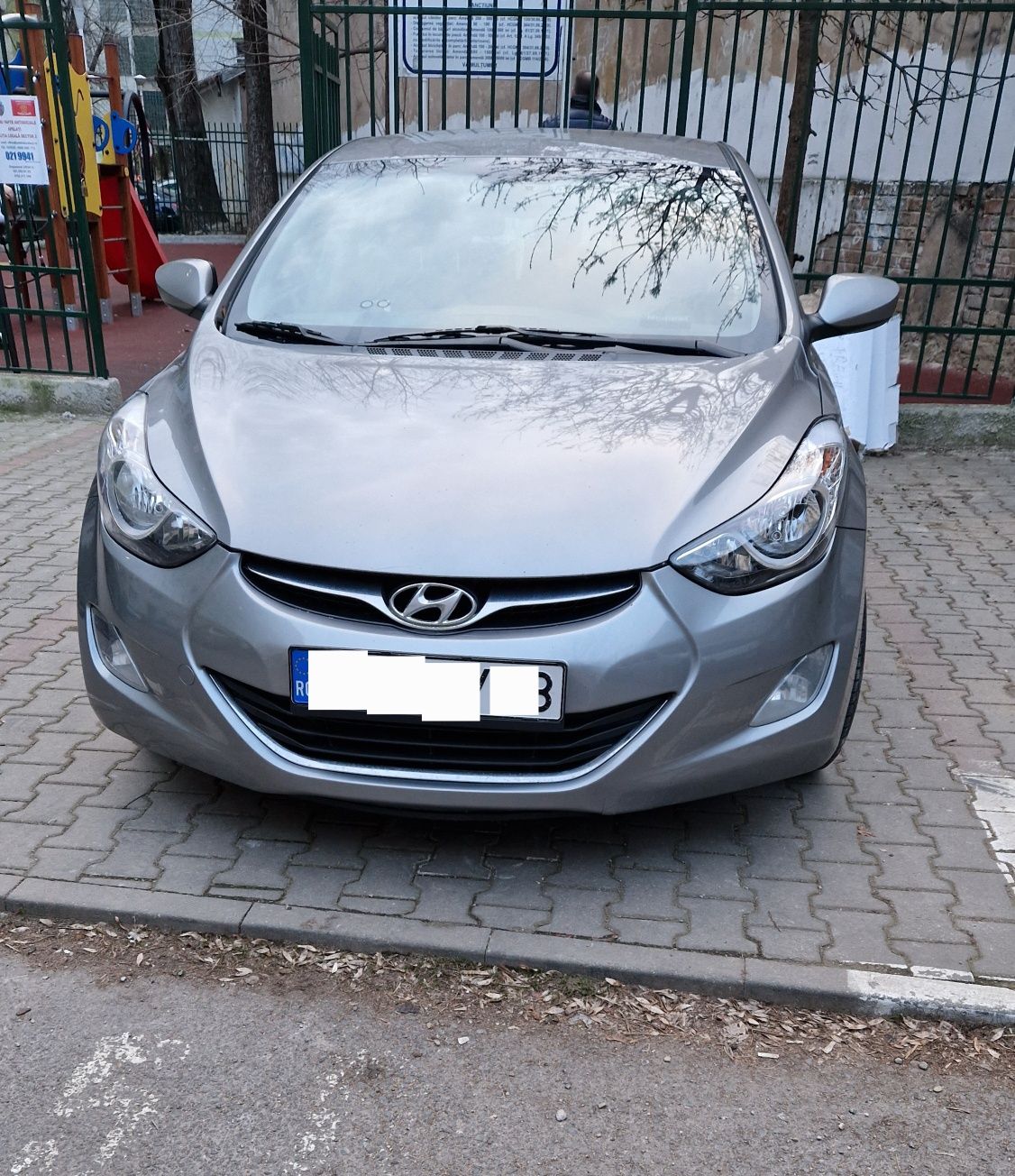 Hyundai Elantra benzina/gpl 1.6 132 cp 6+1