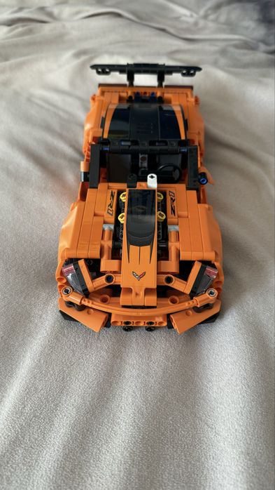 LEGO Technic Chevrolet Corvette ZR1 (42093)