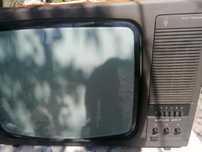 Televizor alb-negru functional retro