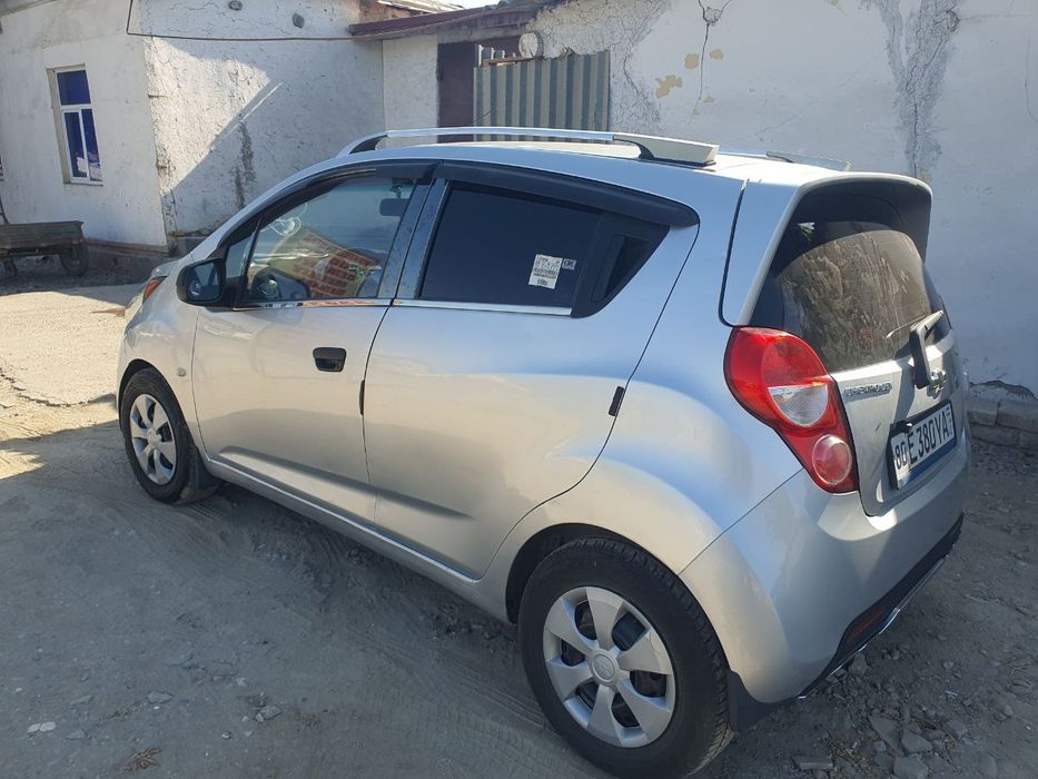 Спарк мошин сотилади