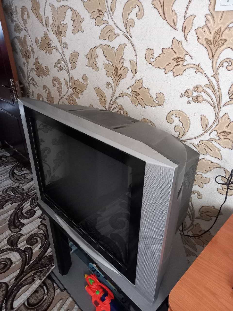Телевизор Panasonic.