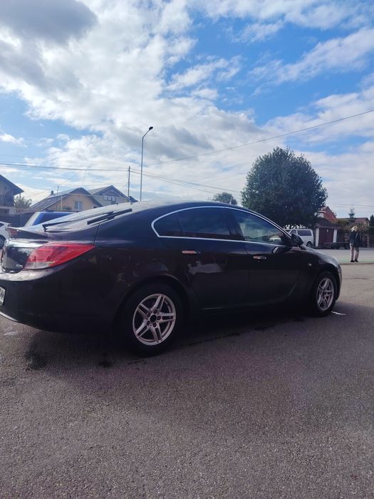 Opel Insignia 2.0 131cp