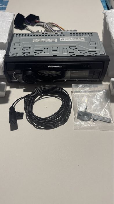 PIONEER  MVH-S320BT - Блутут радио плейър за 2 телефона с микрофон