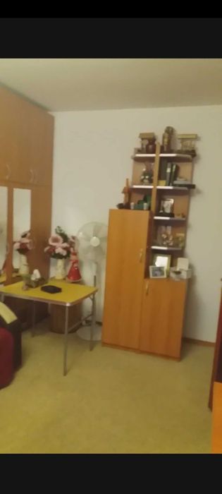 Vând garsonieră mobilată