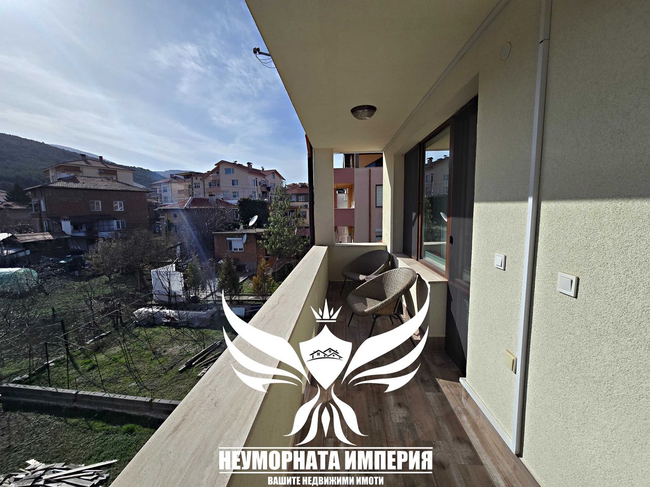 Дава се под наем Тристаен апартамент в Асеновград - 135 кв.м за 411 € - Снимка #12