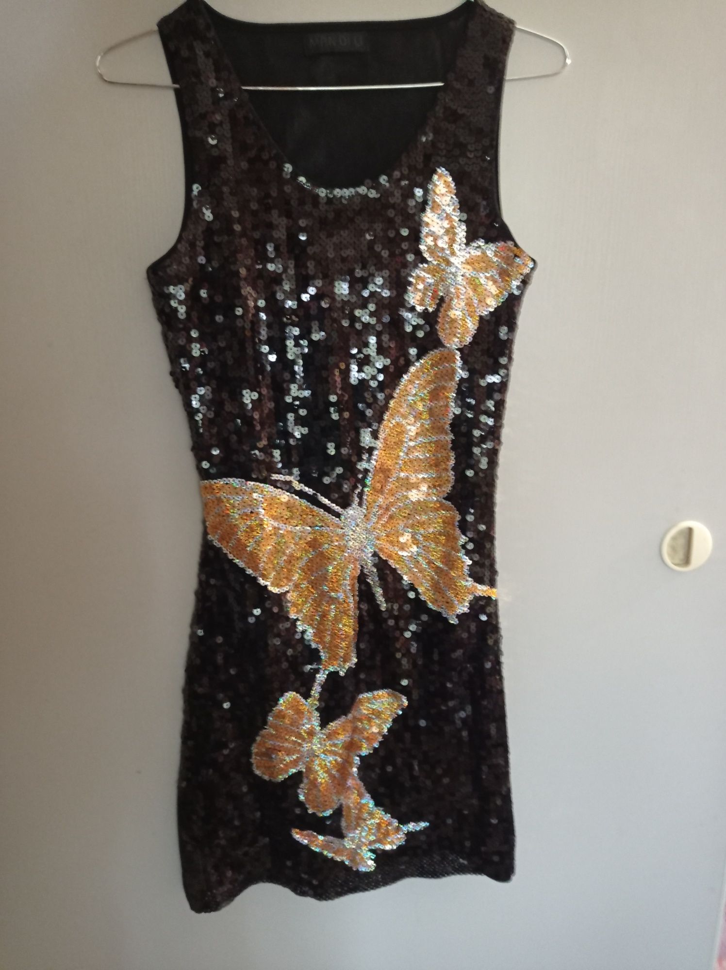 Платье пайетки бабочки новое 42-46 размер плотное красивое женское