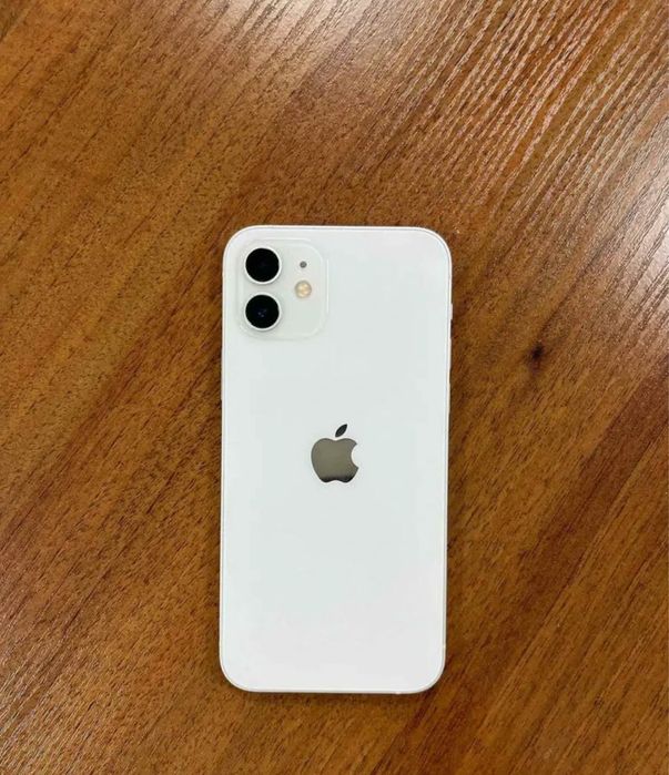 Продам iphone 12