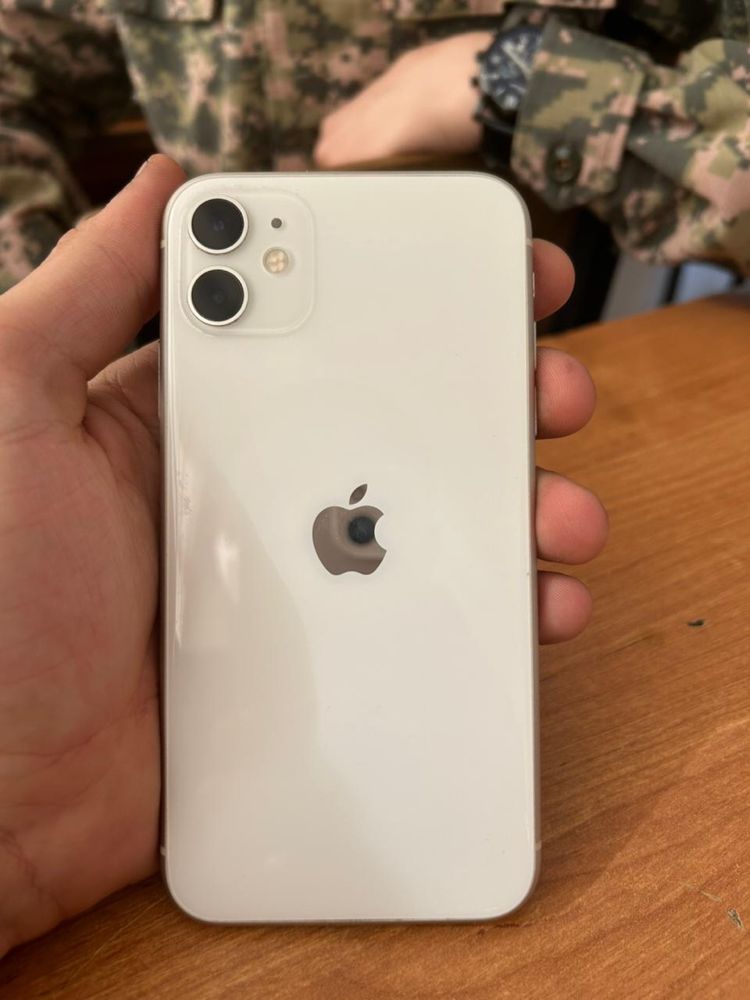 Продам Apple iphone 11