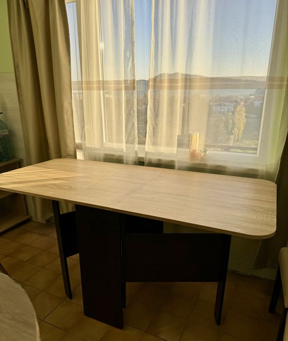 Сгъваема трапезна/кухненска маса