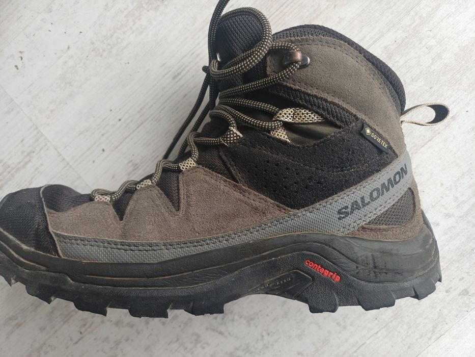 Дамски туристически обувки Salomon Quest Rove GTX (39 номер)