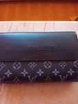 Vand Geanta, borseta Louis Vuitton