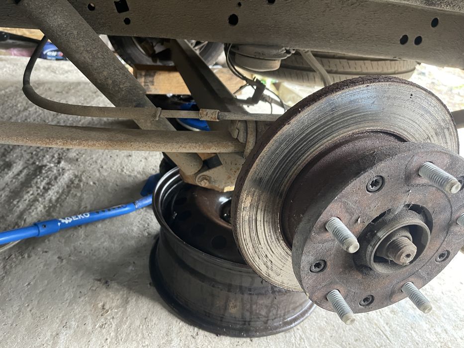 Punte spate simplu cu fuzete discuri etrieri Ford Transit 2.2 euro 5